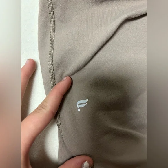 Small Fabletics leggings - Picture 4 of 4